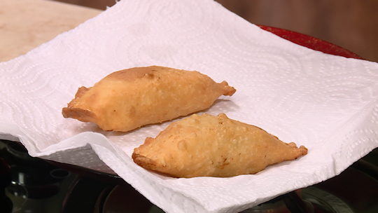 بوراك العجين بالسلق و اللحم المفروم