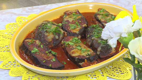 غراتان الباذنجان بالصلصة الحمراء