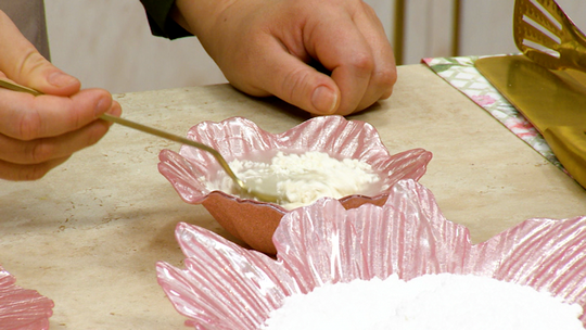 مقروط اللّوز (تاج العروسة)