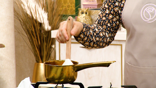 كريات الزهور بالفستق