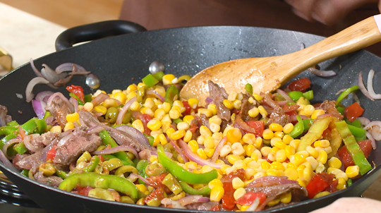 طبق مكسيكي بلحم البقر والزيتون