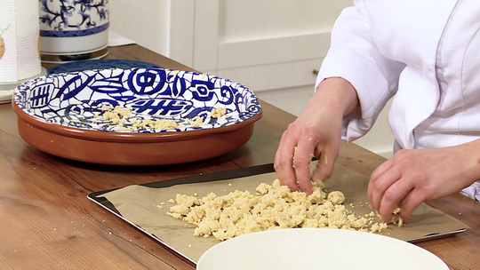 كرامبل بالتفاح (Crumble aux pommes)