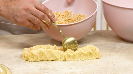 مقروط العسل