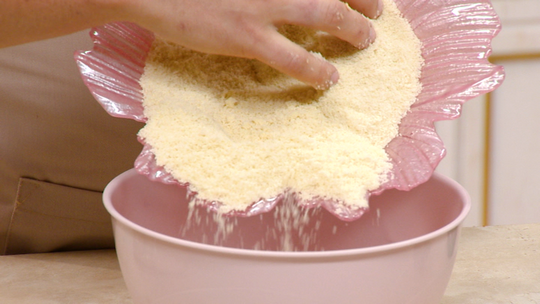 أساور بريستيج بالفستق