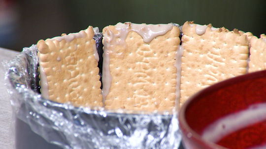 كعكة بالبسكويت