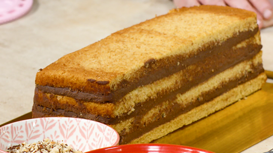 كيك بنكهة القرفة