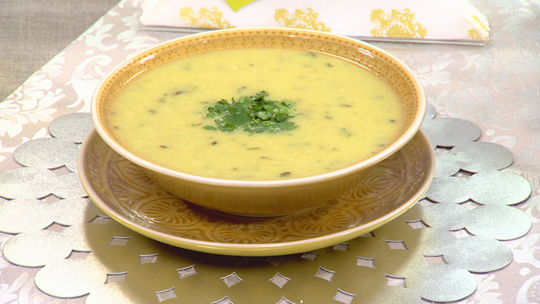 شوربة بيضاء بالدجاج