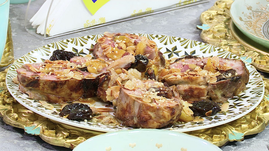 كتف محشي بالمكسرات و الفواكه الجافة