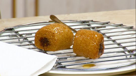 مقروط العسل