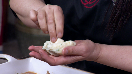 غراتان البطاطا واللحم