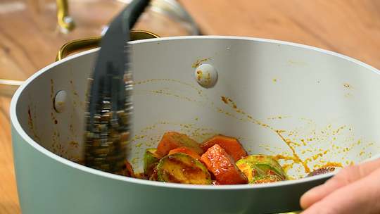 شوربة العدس الأحمر