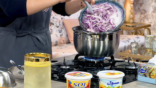 حساء البصل على الطريقة اللبنانية