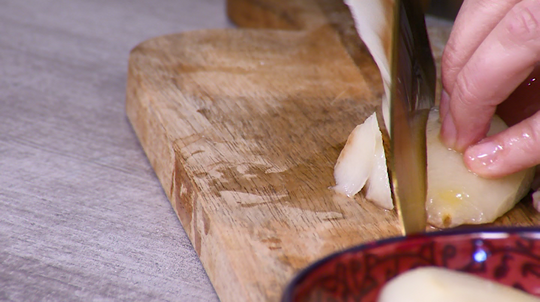 كيك بالإجاص