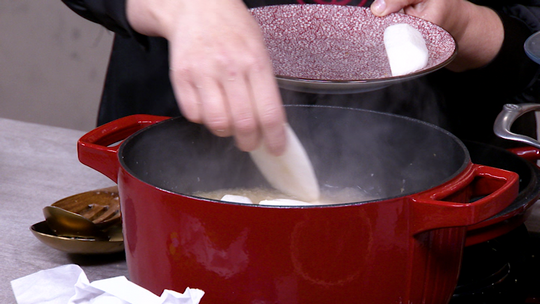 الكسكس الجزائري بالمرقة البيضاء