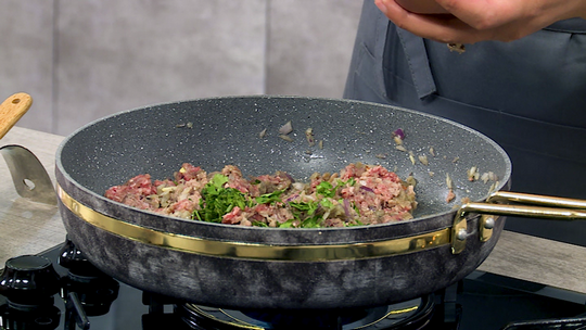 رزيمات بالبطاطا واللحم المفروم