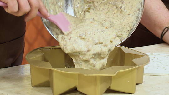 كيكة التمر والشوكولاطة