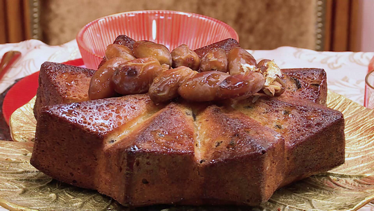 كيكة التمر والشوكولاطة