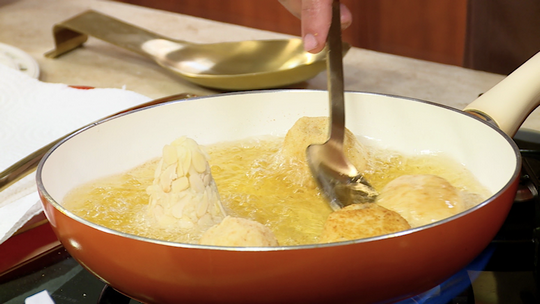 طاجين الخوخ