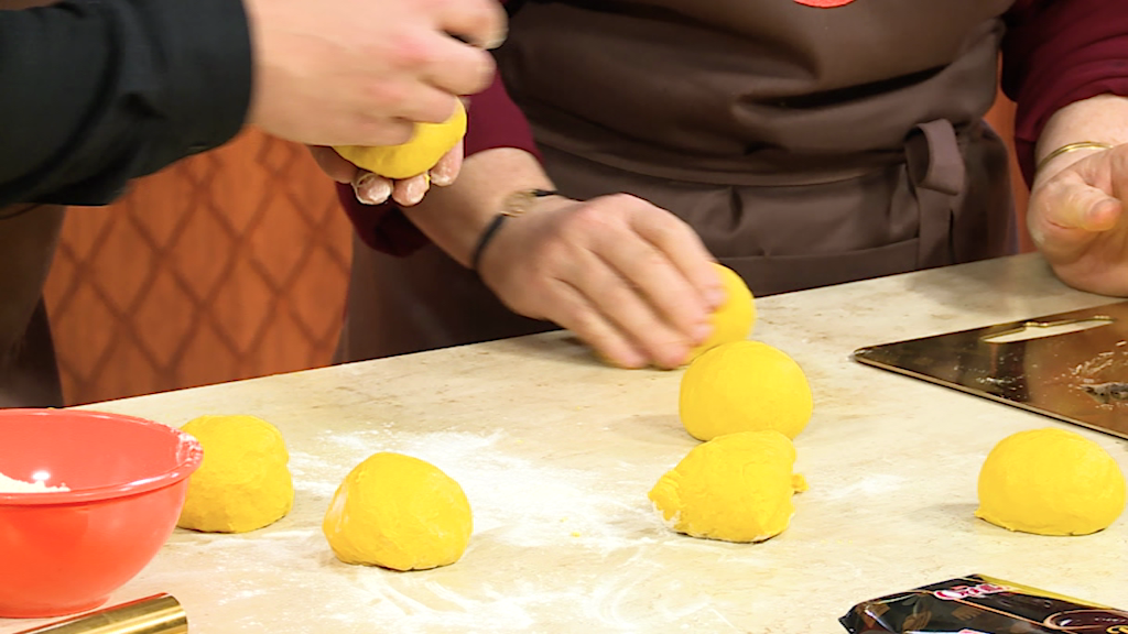 بريوش بالكركم