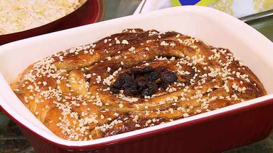 بريوش رولي بالتفاح