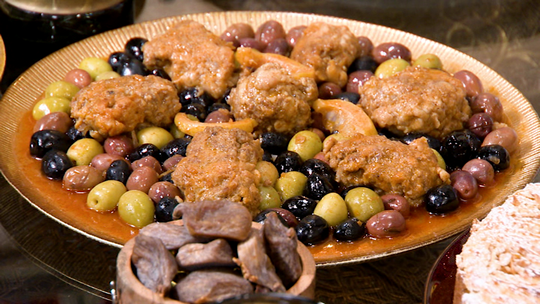 مثوم بالزيتون