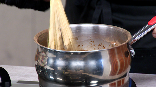 كرامبل على شكل تارت