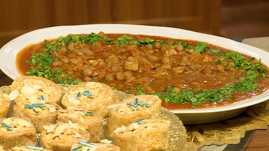 اللوبيا الفصاصة بالدجاج