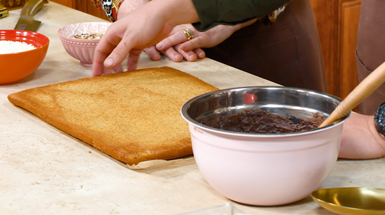 كيك بنكهة القرفة