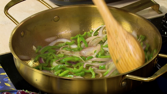 بوراك بالبطاطا والتشكتشوكة