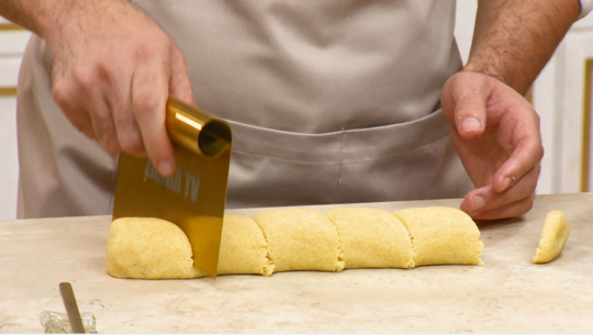 مقروط العسل