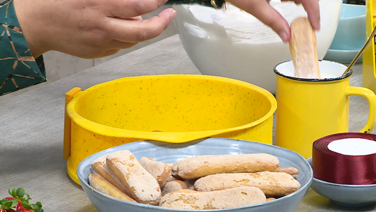 تيراميسو بالفراولة