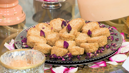 رولي بالقطايف والكاوكاو