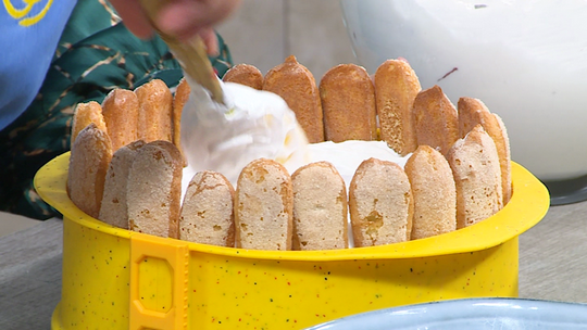 تيراميسو بالفراولة