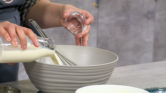 رولي بالقطايف والكاوكاو