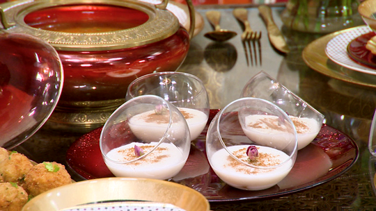 المحلبي بمكعبات الفواكه