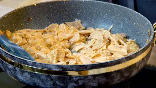 فطيرة محشية بالدجاج